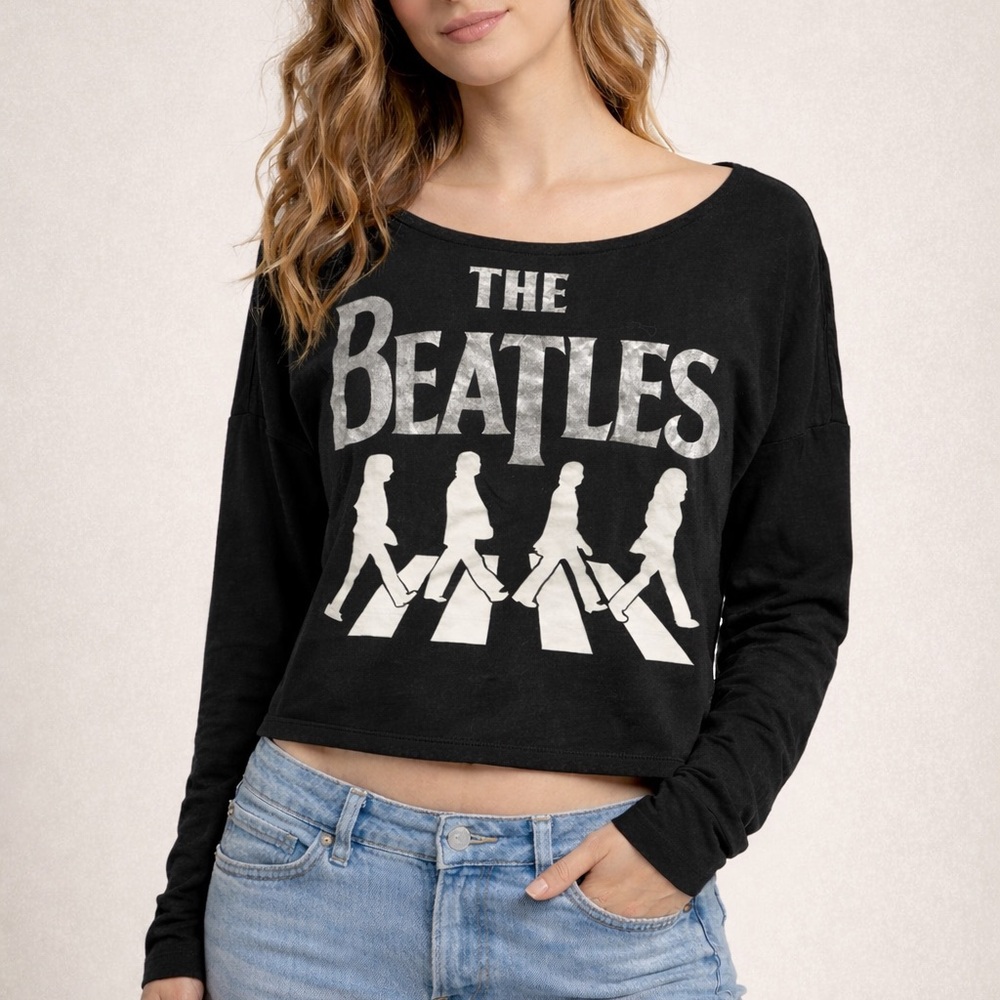 The Beatles Black Women’s Top size M (7-9)